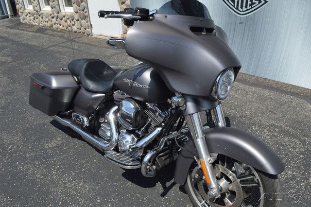 Street Glide® Special