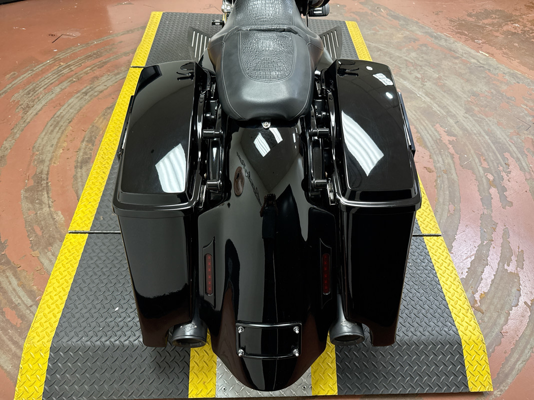 Road Glide® Custom