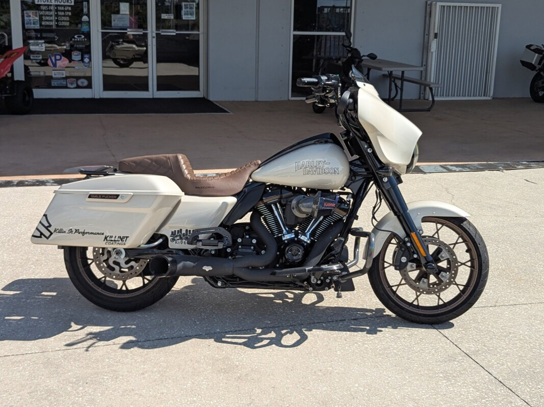 Street Glide® ST