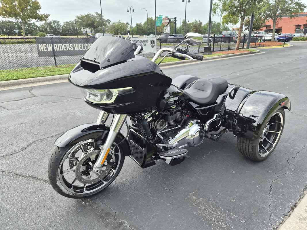 Road Glide® 3