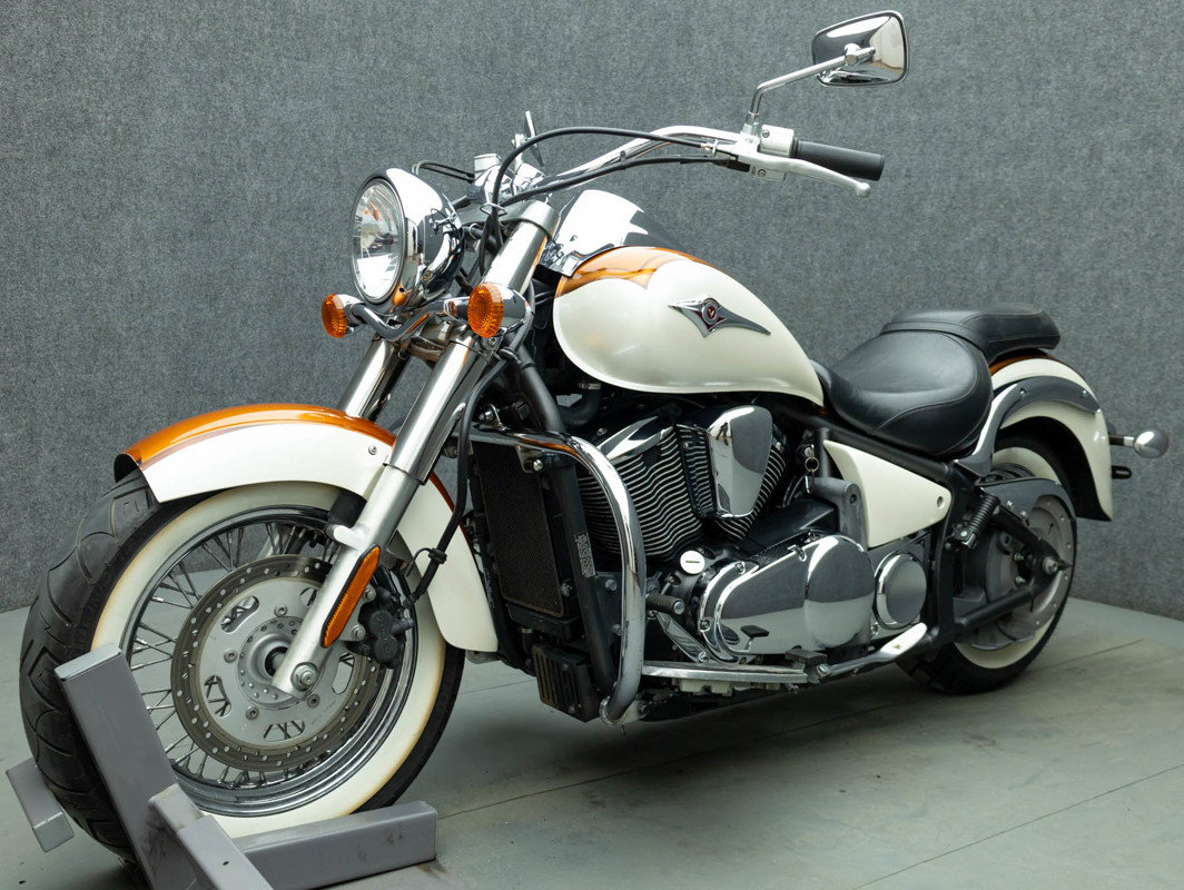 Vulcan 900 Classic 