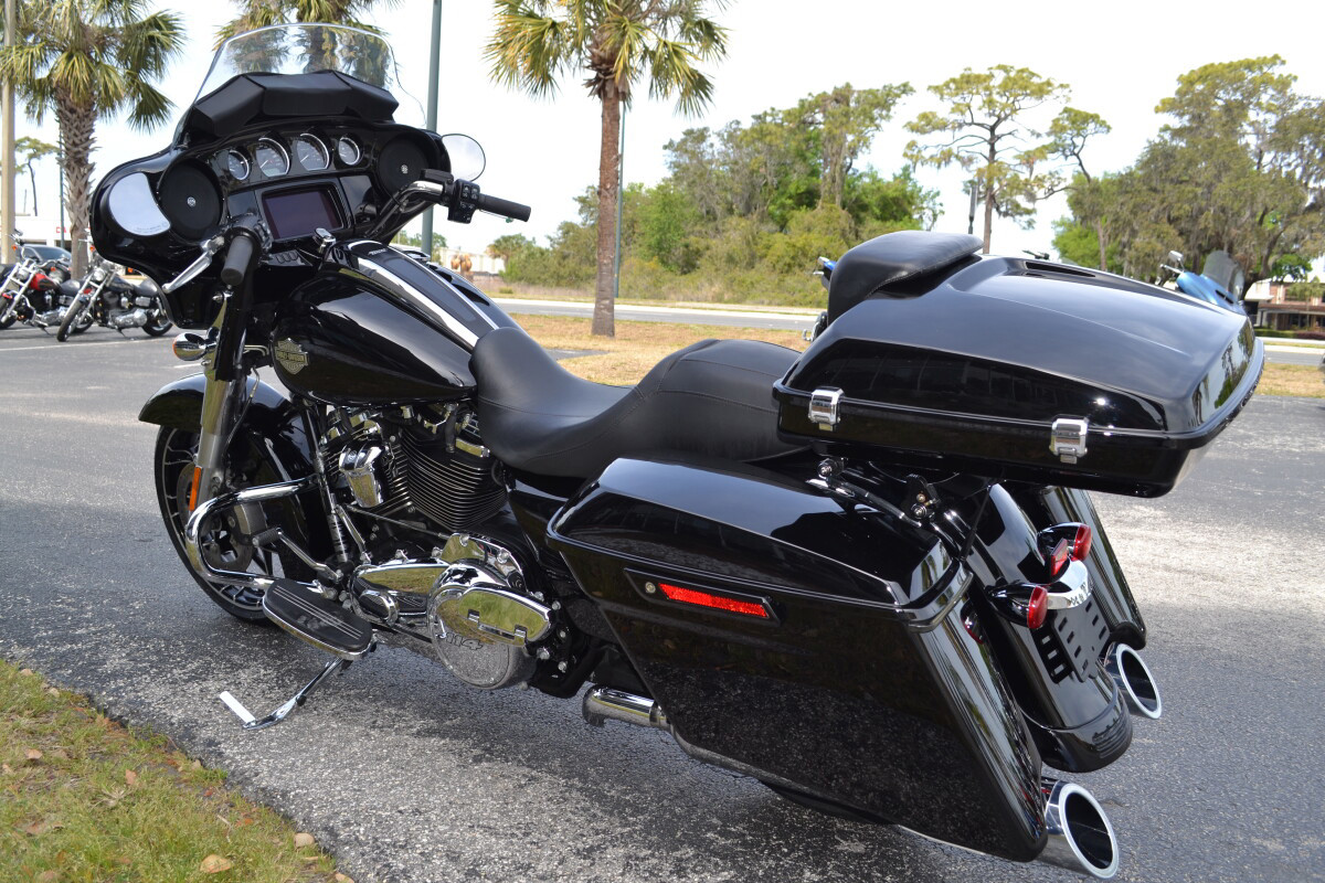 Street Glide® Special