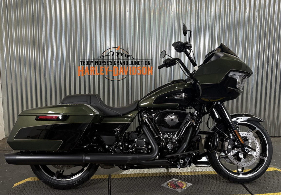 Road Glide®