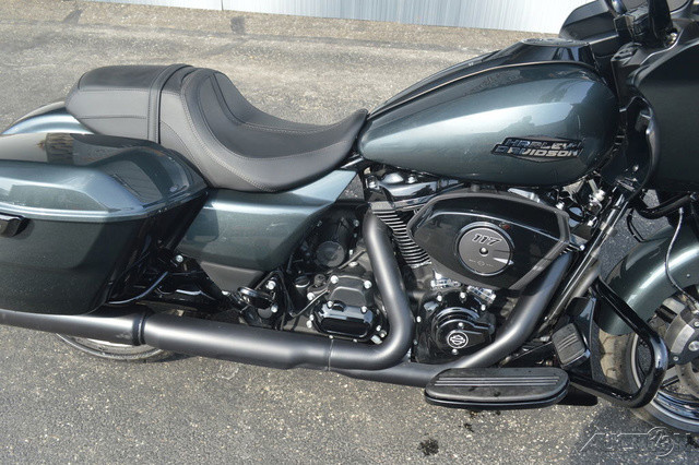 Road Glide®