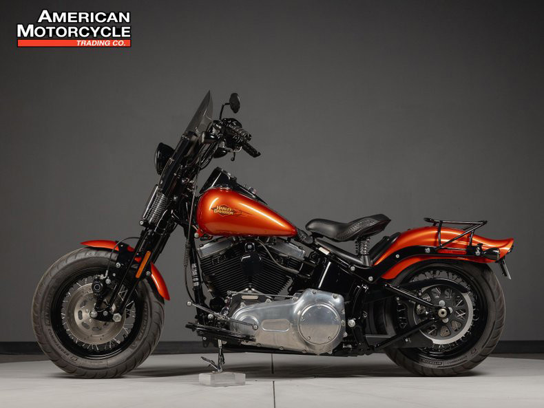 Softail® Cross Bones™