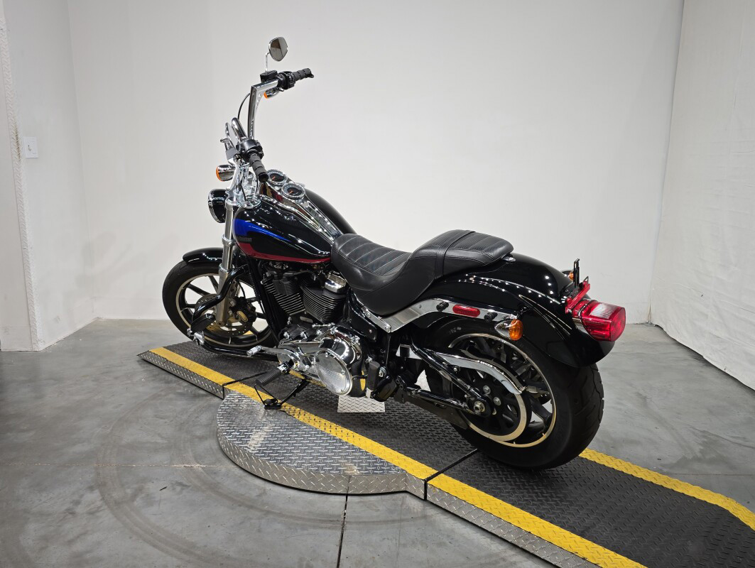 Softail® Low Rider®