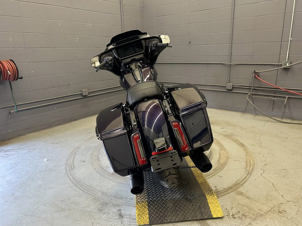 Street Glide®