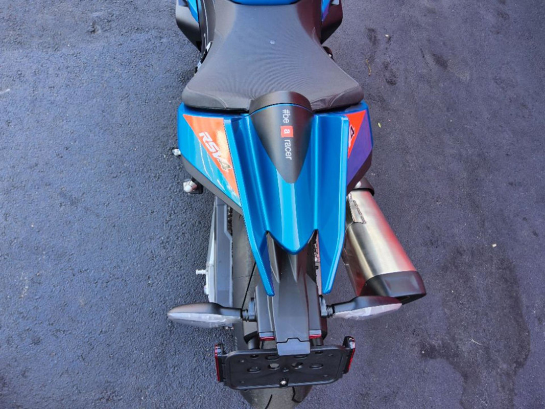 RSV4 1100
