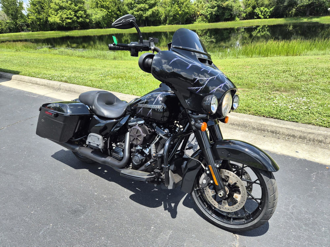 Street Glide® Special