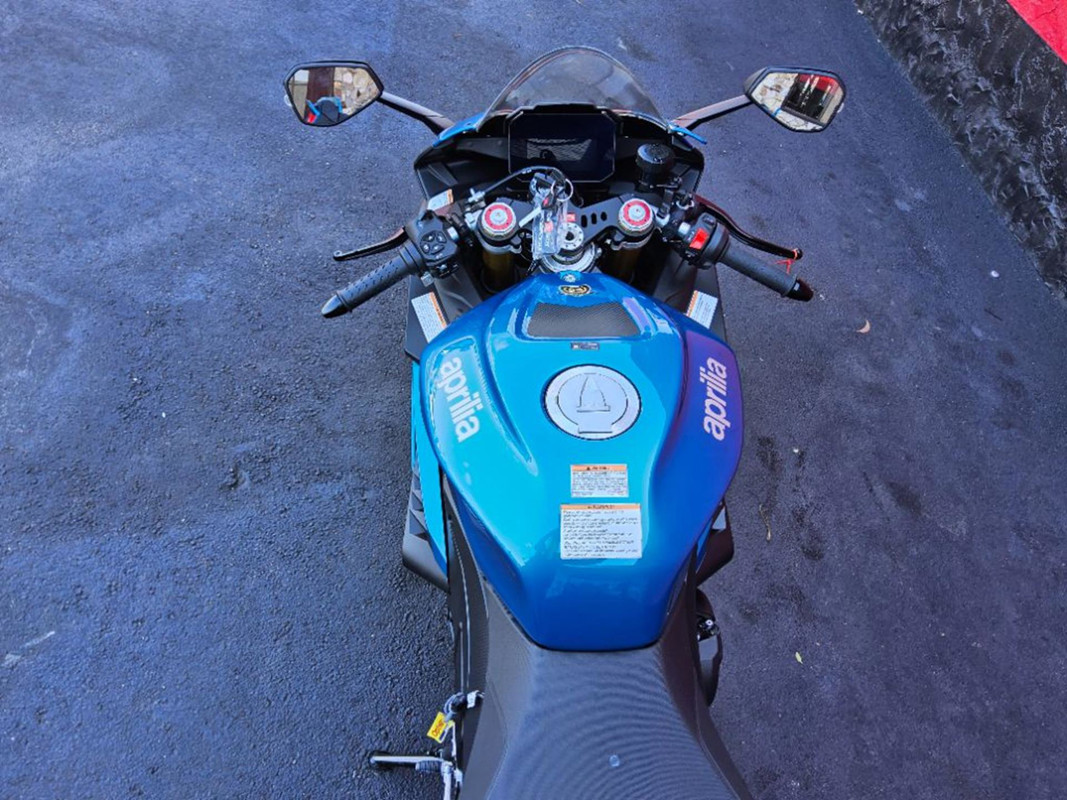 RSV4 1100