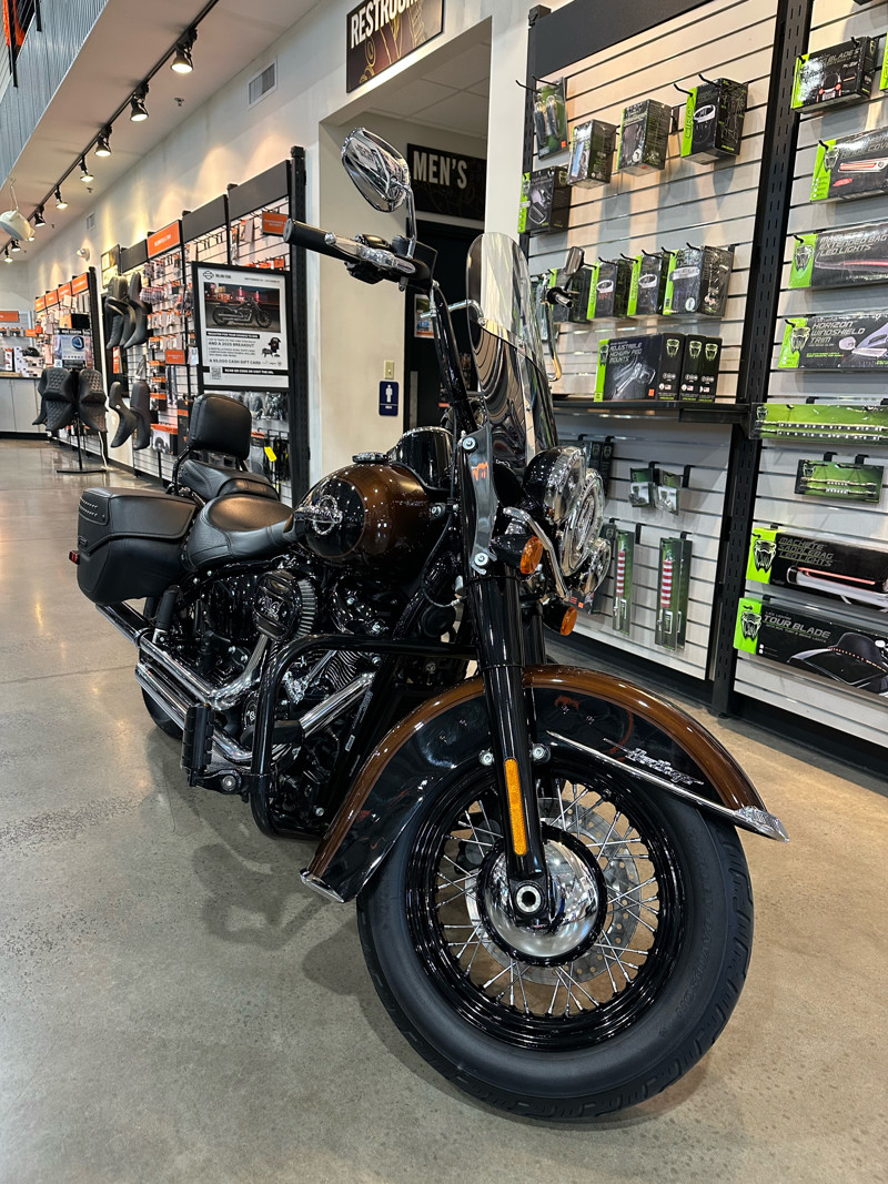 Softail® Heritage Classic 114