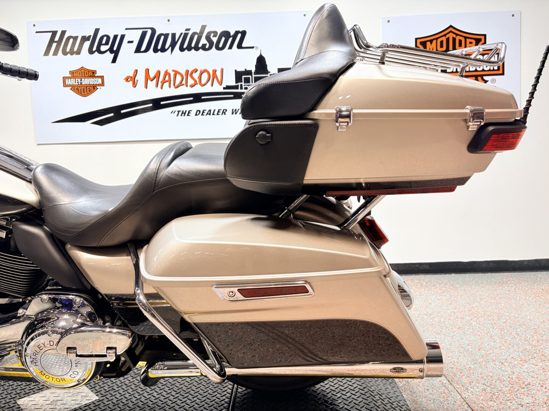 Road Glide® Ultra