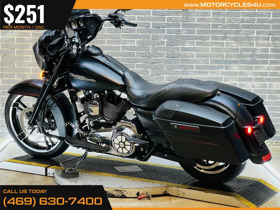 Street Glide® Special