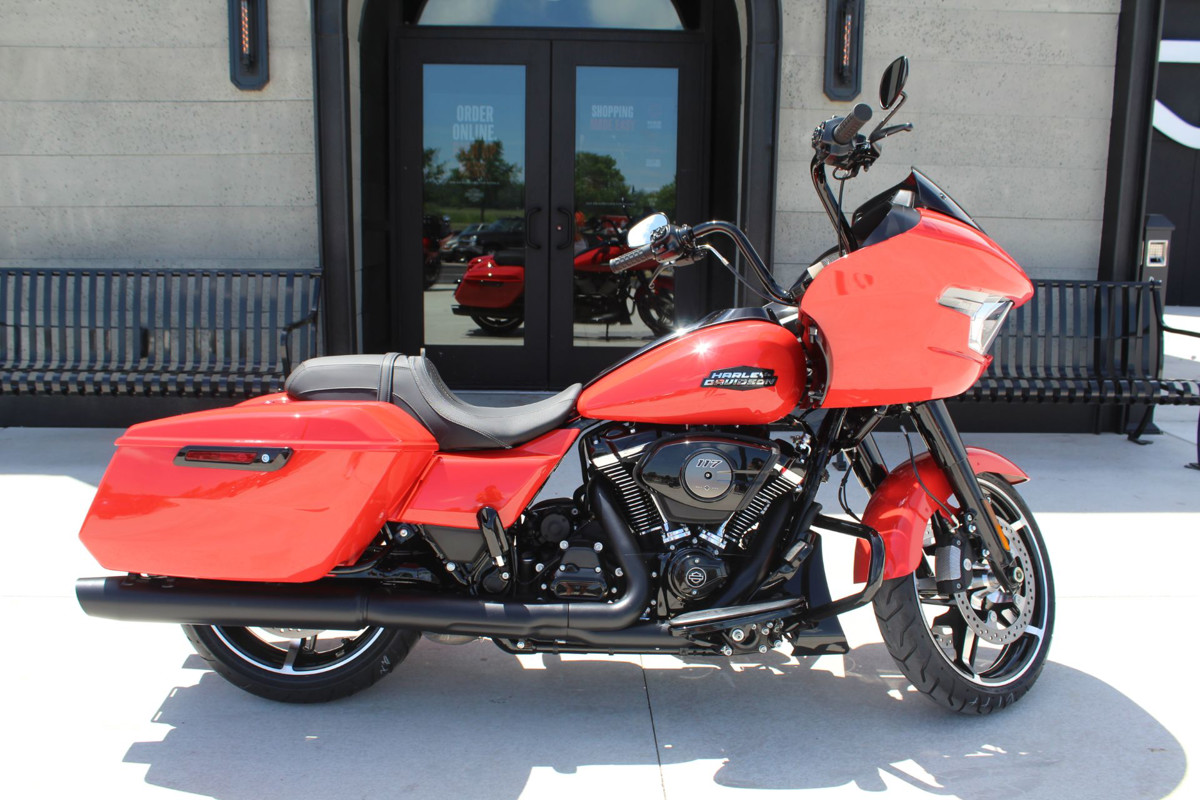 Road Glide®
