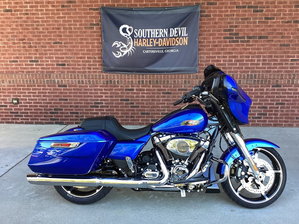 Street Glide®