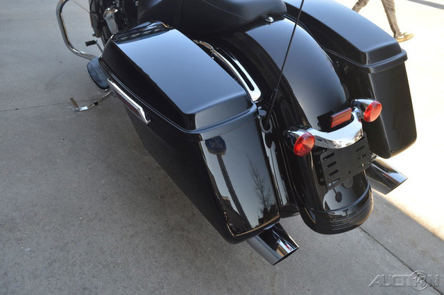 Street Glide®