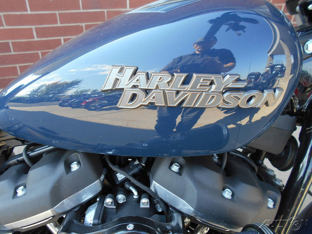 Softail® Street Bob®