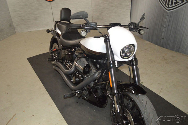 CVO® Pro Street Breakout®