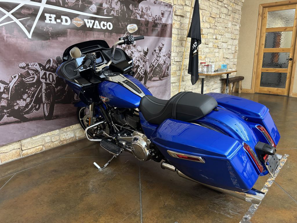 Road Glide®