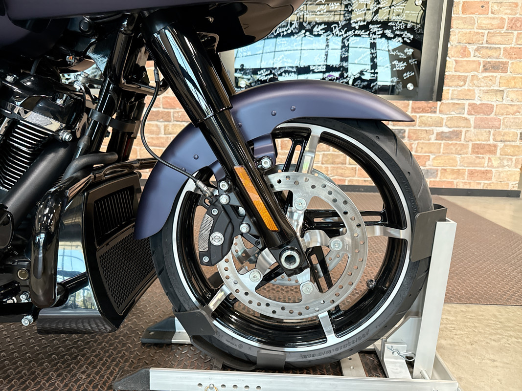 Road Glide®