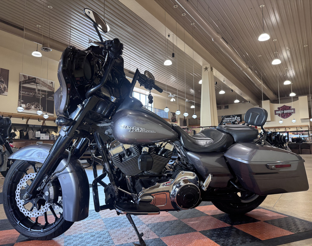 Street Glide® Special