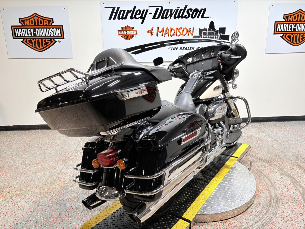 Electra Glide® Police