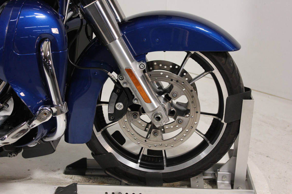 Road Glide®