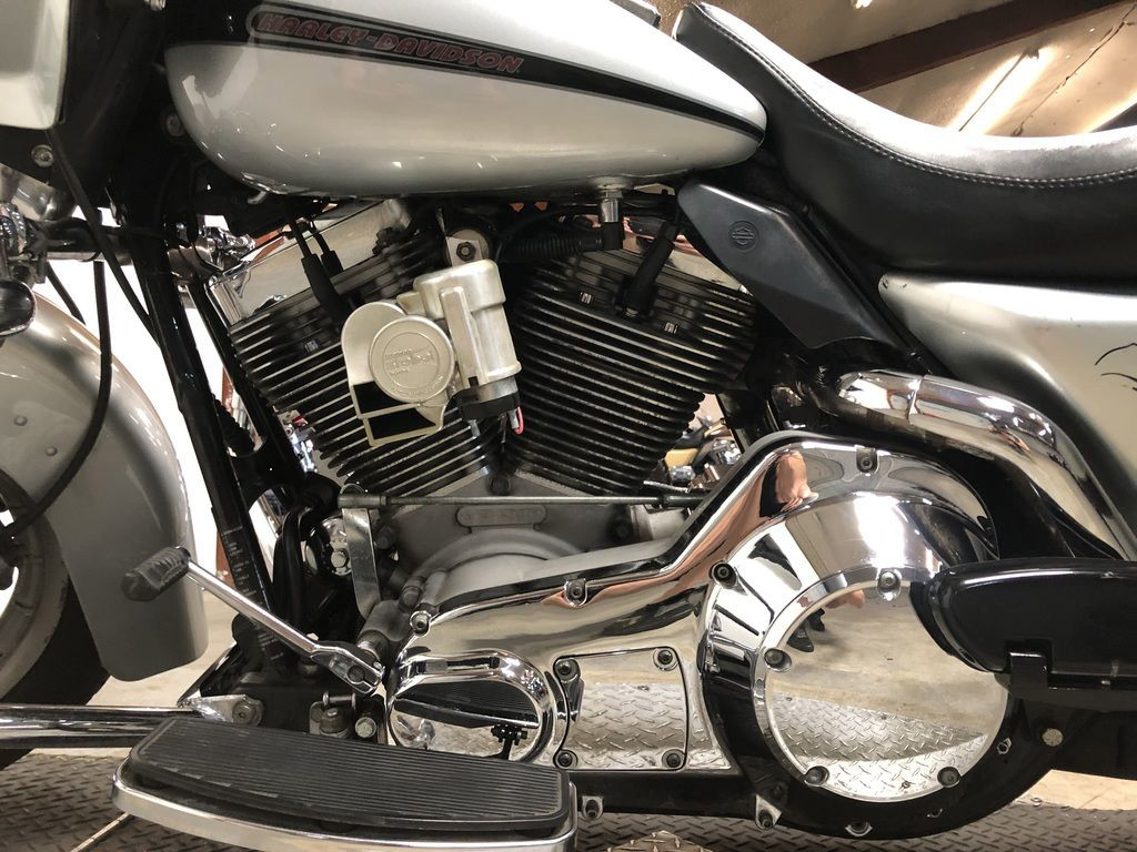 Road Glide®