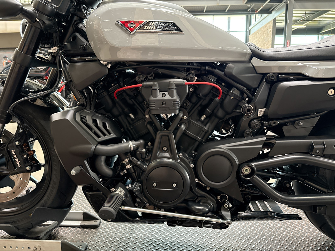 Sportster® S