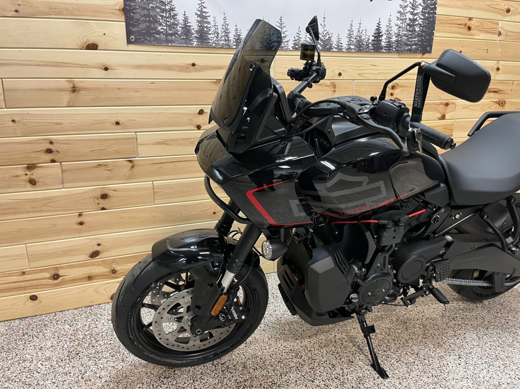 Pan America® 1250 ST