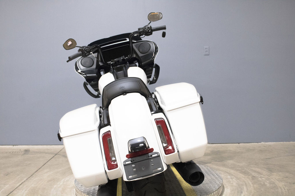 Road Glide®