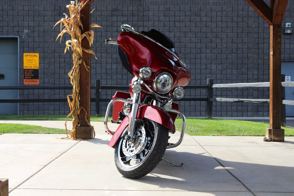 Street Glide®