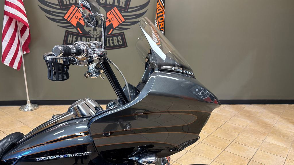 CVO® Road Glide® Ultra