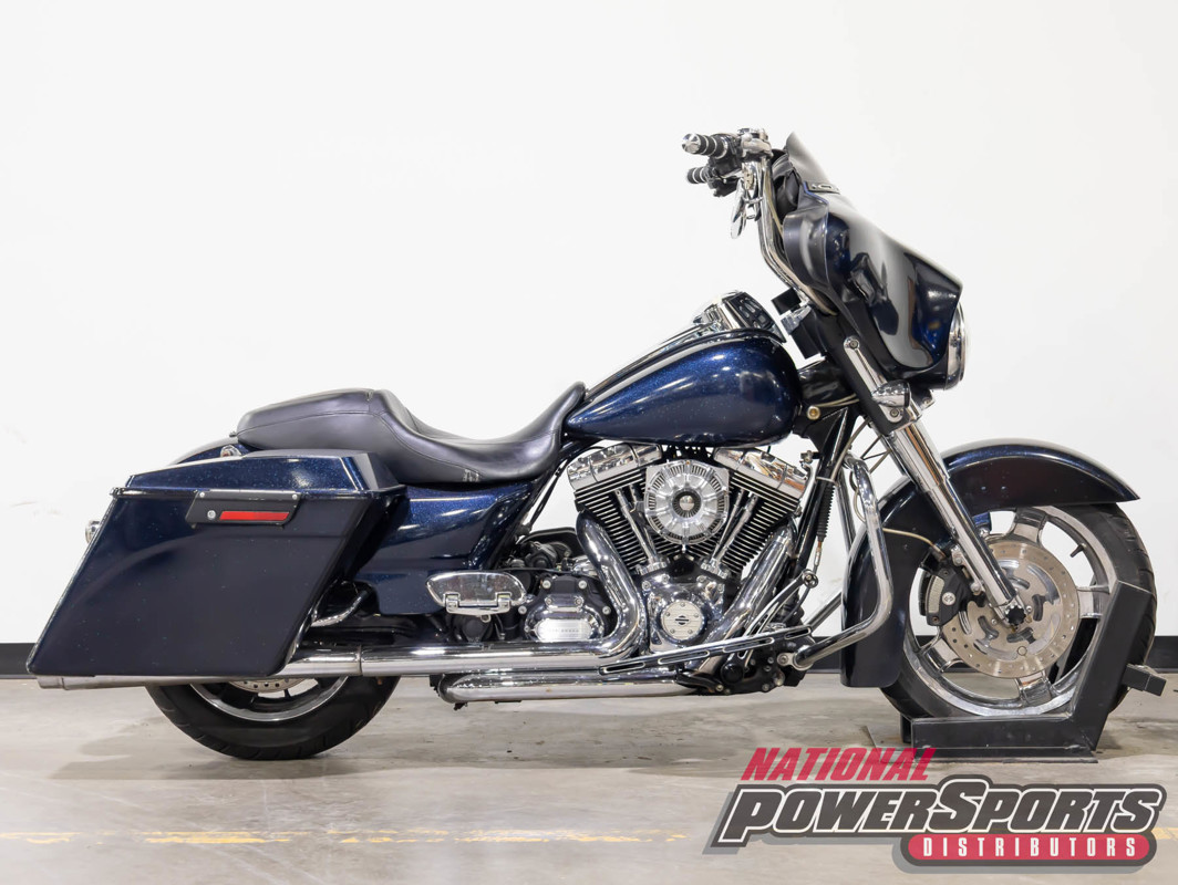 Street Glide®