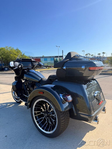 Street Glide® 3 Limited