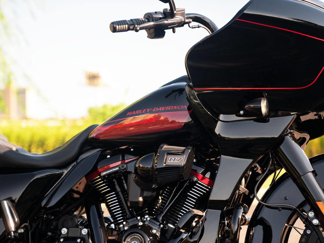 CVO® Road Glide®