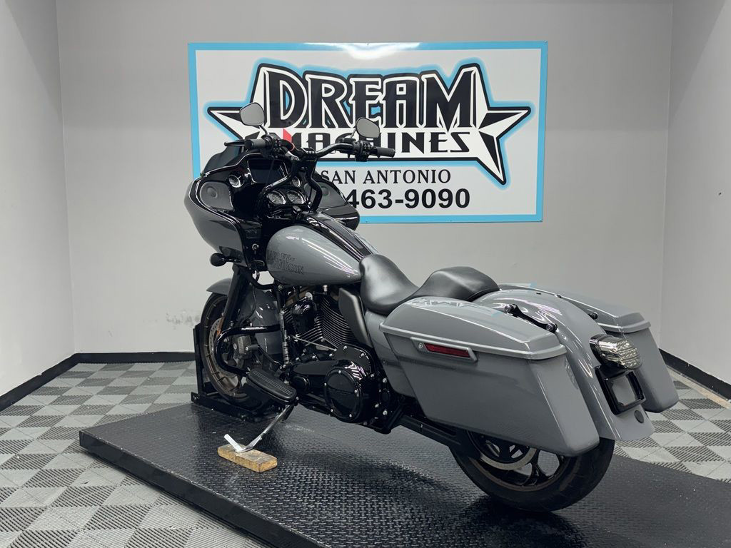 Road Glide® ST