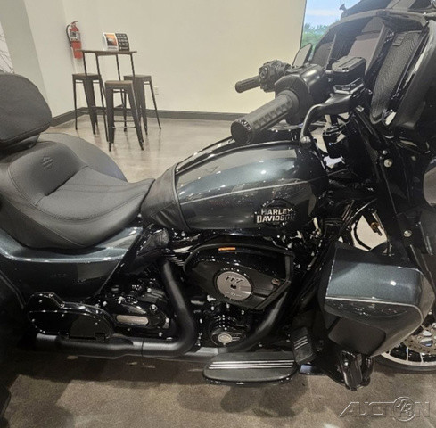 Street Glide® 3 Limited
