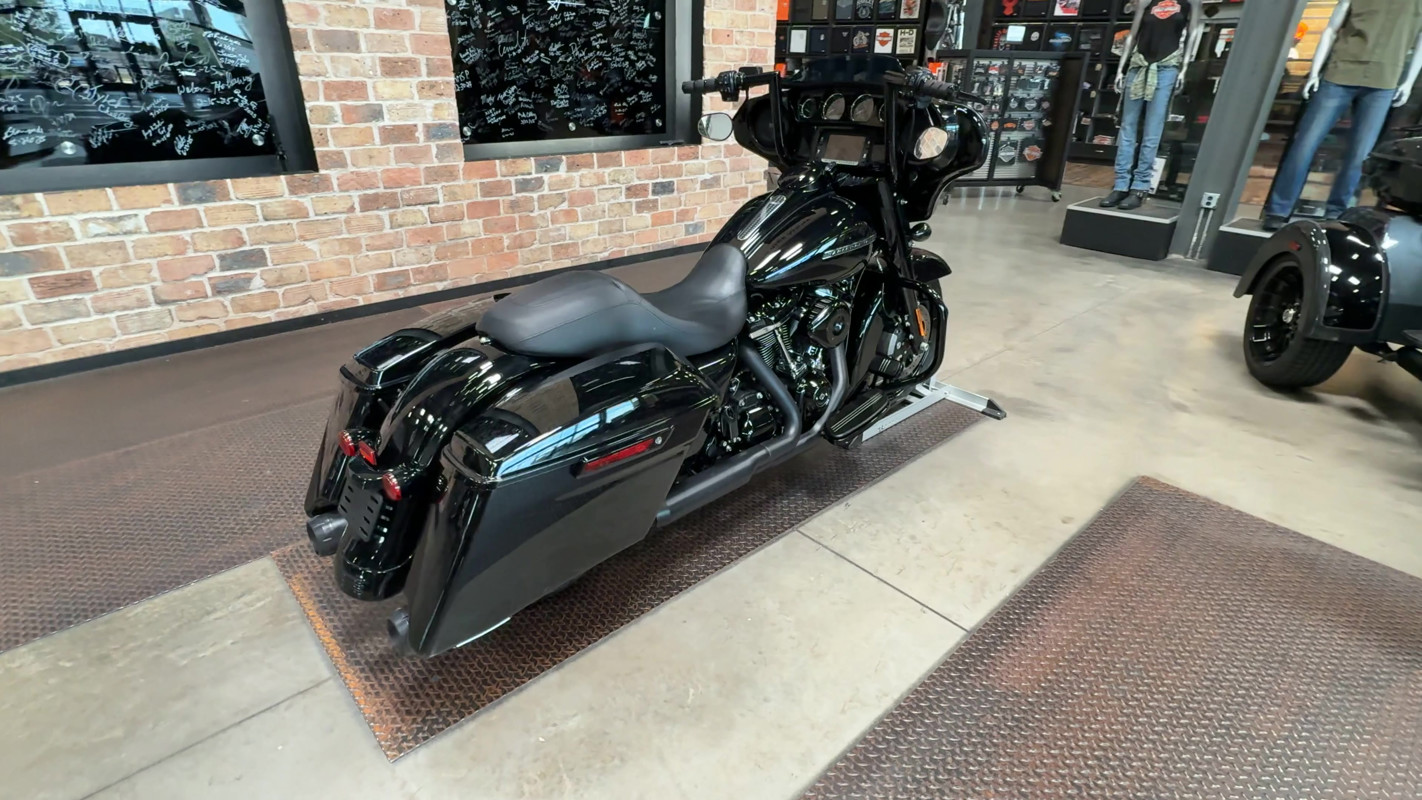 Street Glide® Special