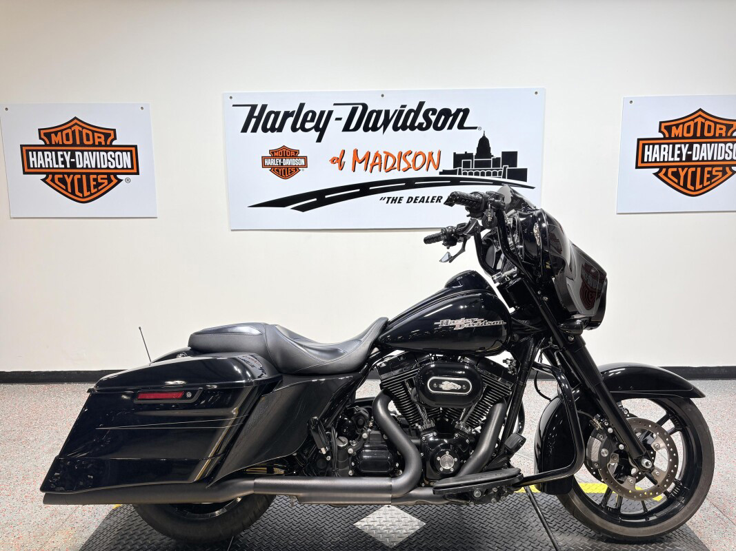 Street Glide® Special