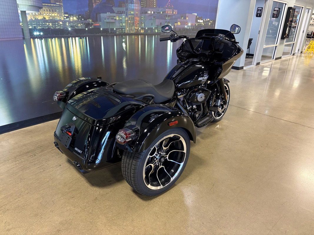 Road Glide® 3
