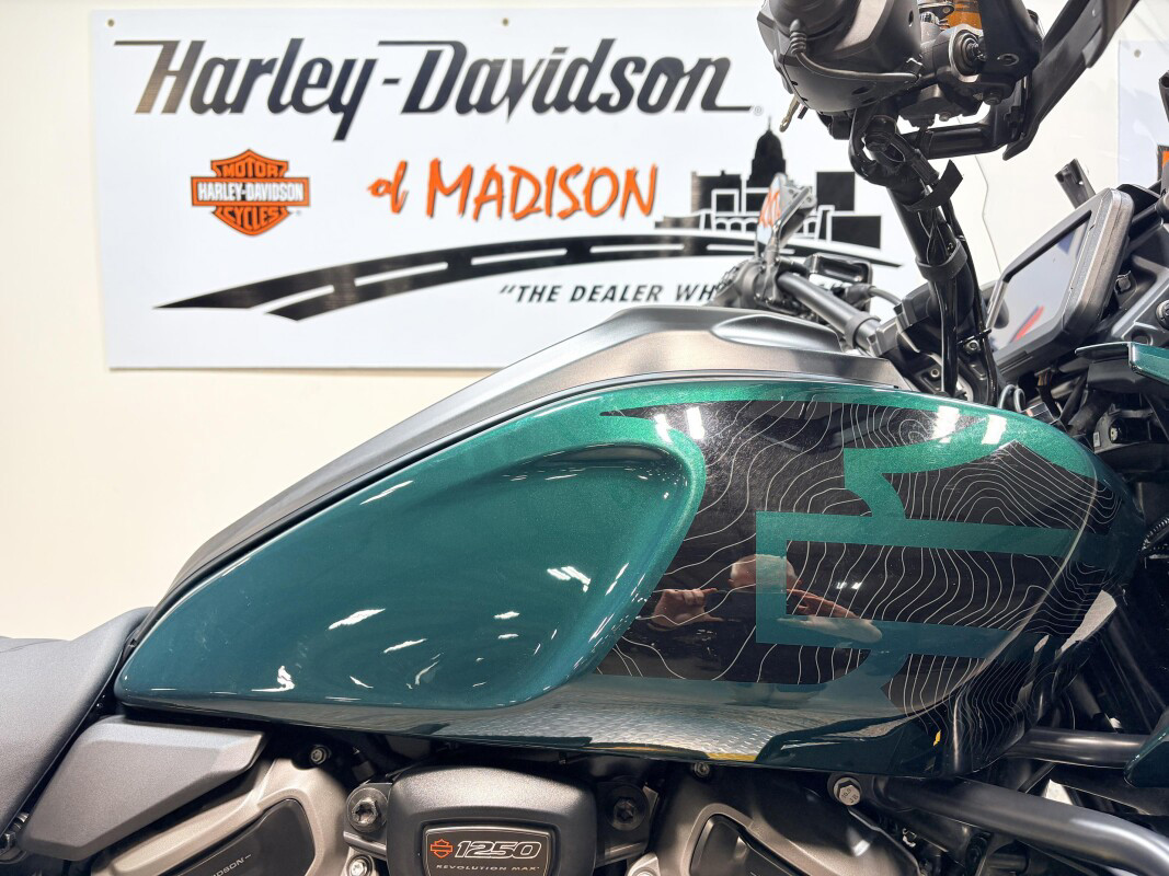 Pan America® 1250 Special