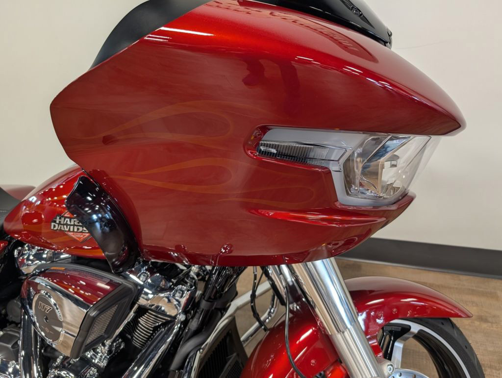 Road Glide®