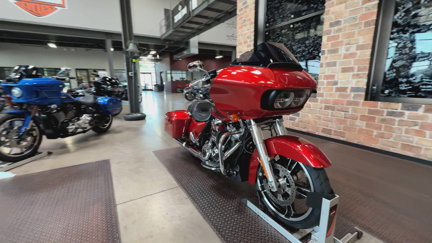 Road Glide®