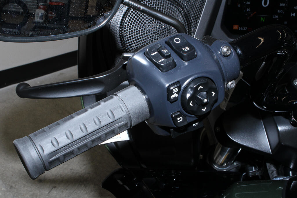 Road Glide®