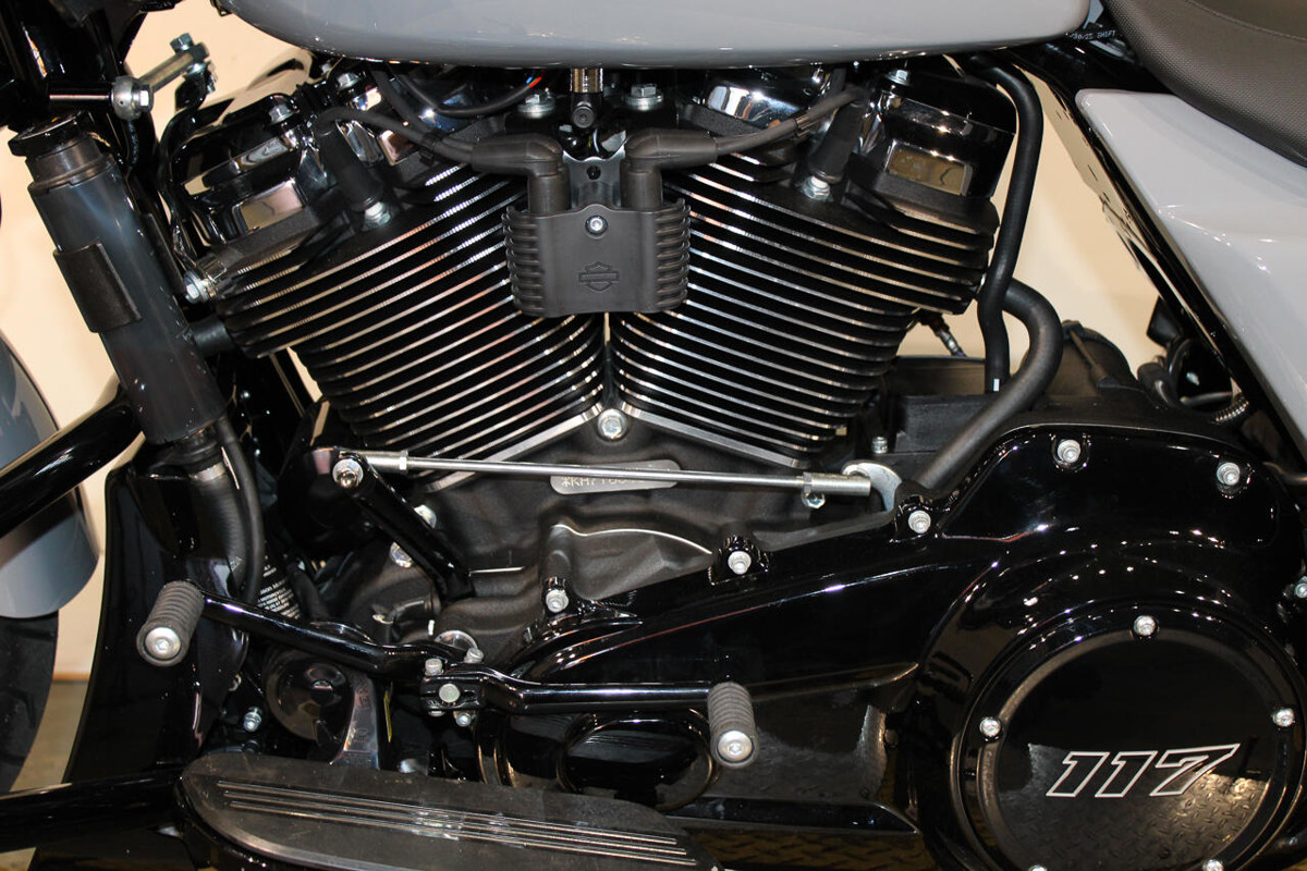 Road Glide®