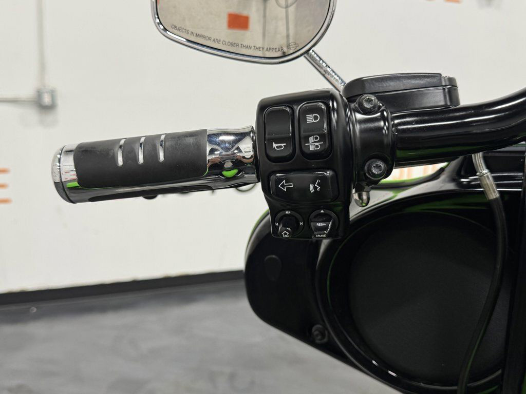 Street Glide® Special