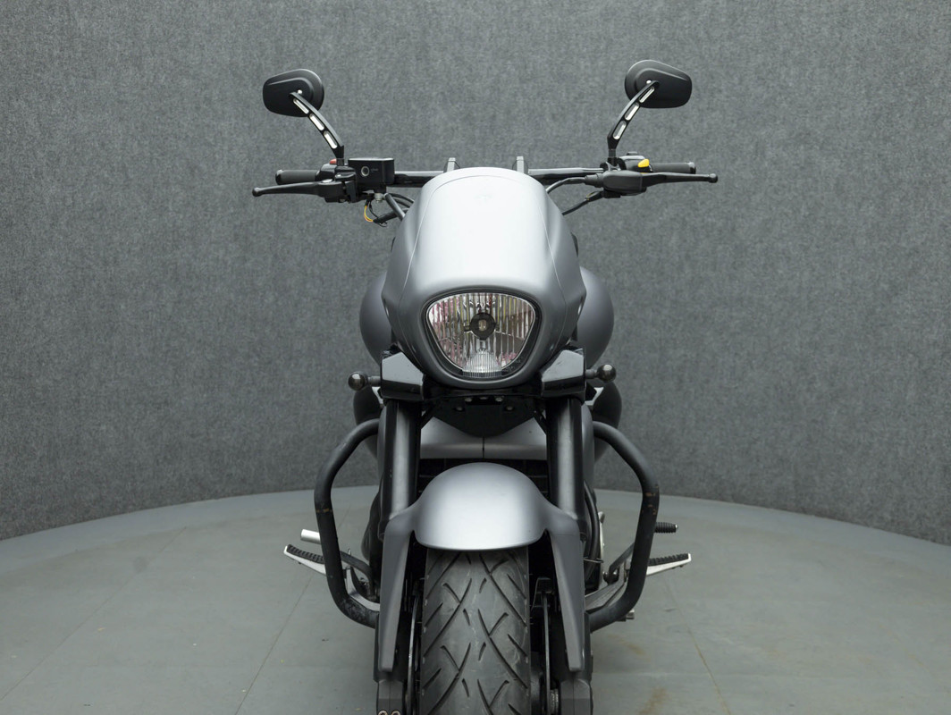 Boulevard M109R B.O.S.S
