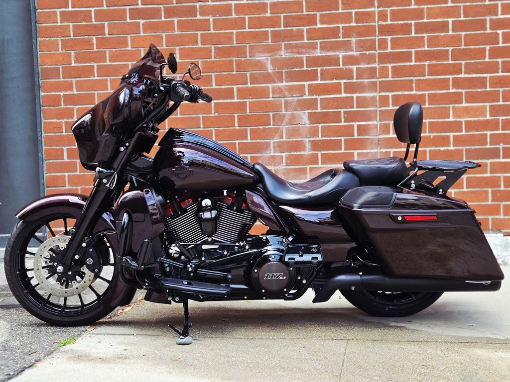 CVO® Street Glide®