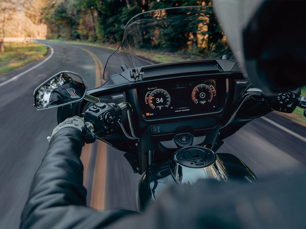 Street Glide®